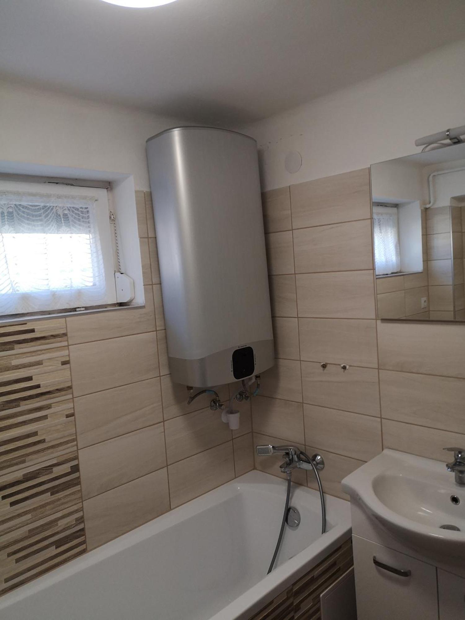 Kiss Apartman Appartement Balatonboglár Buitenkant foto